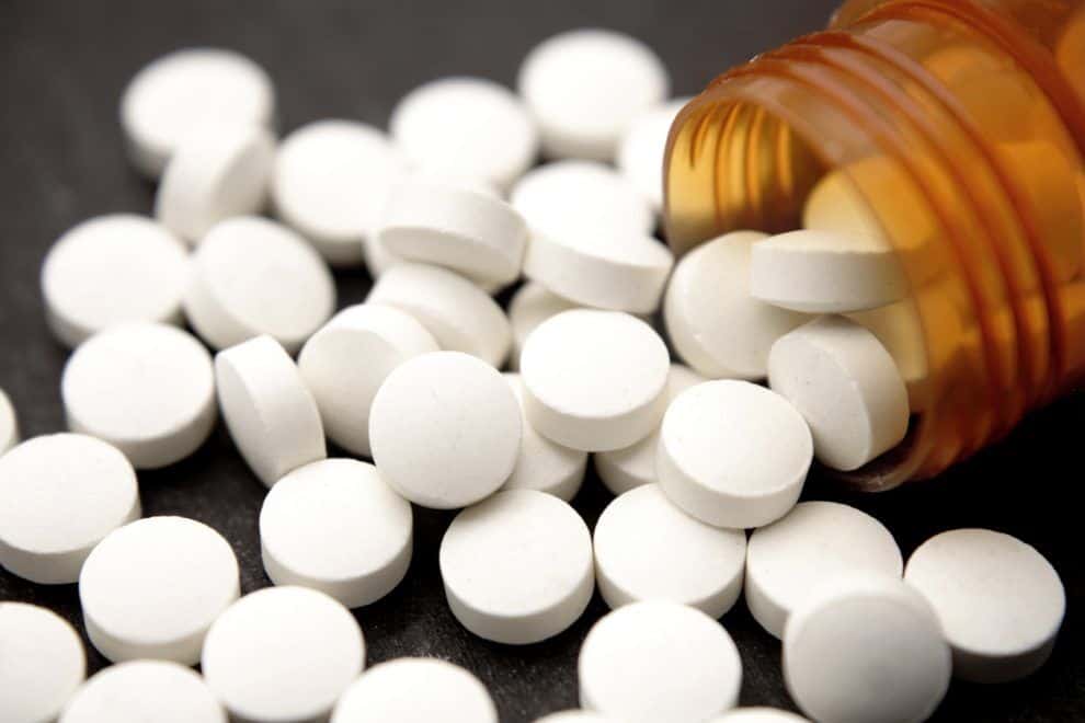 Un antibiotic comun ar putea reduce riscul de schizofrenie la adolescenti