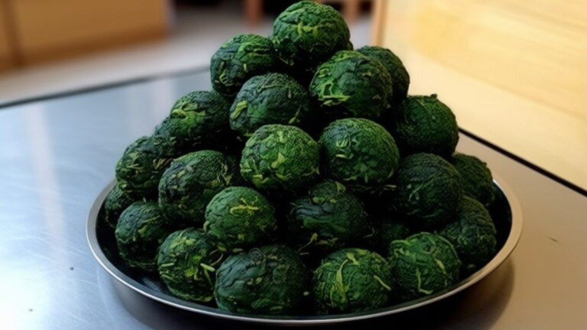 Reteta de mancare cu urzici a calugarului Efrem Bandarica