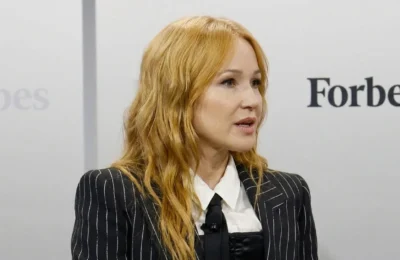 Adevărul șocant din spatele zâmbetului celebrei Jewel. Aproape a murit într-o parcare