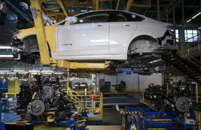 Gigantii chinezi preiau fabricile Ford din Europa. Ce inseamna asta pentru pretul masinilor