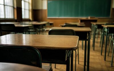 38% dintre profesorii din România se gândesc frecvent să plece din învățământ