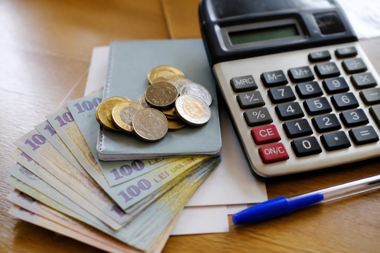 Impozitul pe pensie din 2026 aduce rețineri pentru sumele care depășesc 3.000 de lei