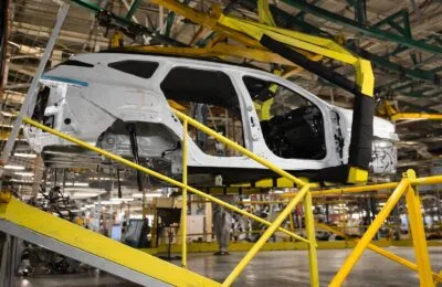 Industria auto din România a pierdut 18.100 de angajați în 16 luni și a coborât la minimul din 2012