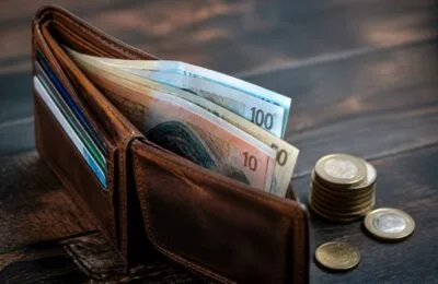 Reforma pensiilor devine o problemă bugetară care apasă pe toată economia