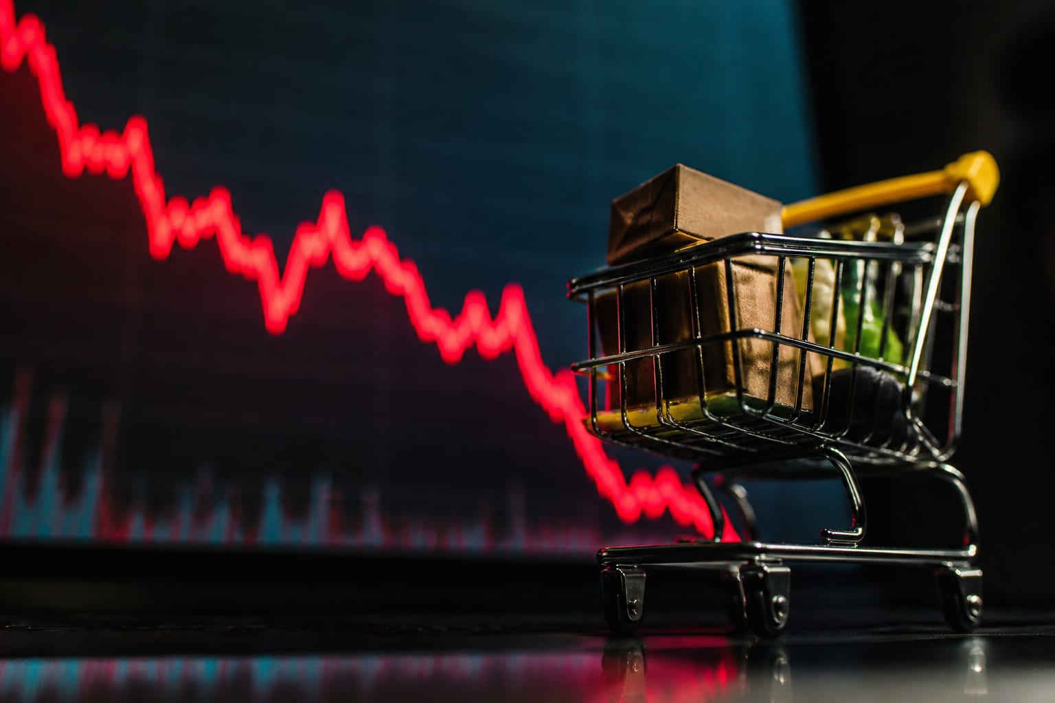 România a intrat într o recesiune ușoară după doi ani de creștere sub 1%