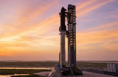 Starship a revenit controlat în atmosferă și a lansat 20 de sateliți Starlink