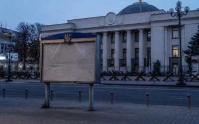 Fostul ministru ucrainean al apărării cere organizarea de alegeri în pofida legii marțiale