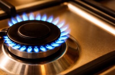 Prețul la gaze pentru 3,5 milioane de consumatori nu va fi plafonat. Ministerul Energiei clarifică mecanismul de calcul