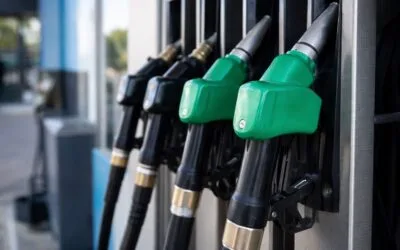 Benzina standard a ajuns la 9,70 lei pe litru, iar motorina a depășit 10 lei