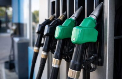 Benzina standard a ajuns la 9,70 lei pe litru, iar motorina a depășit 10 lei